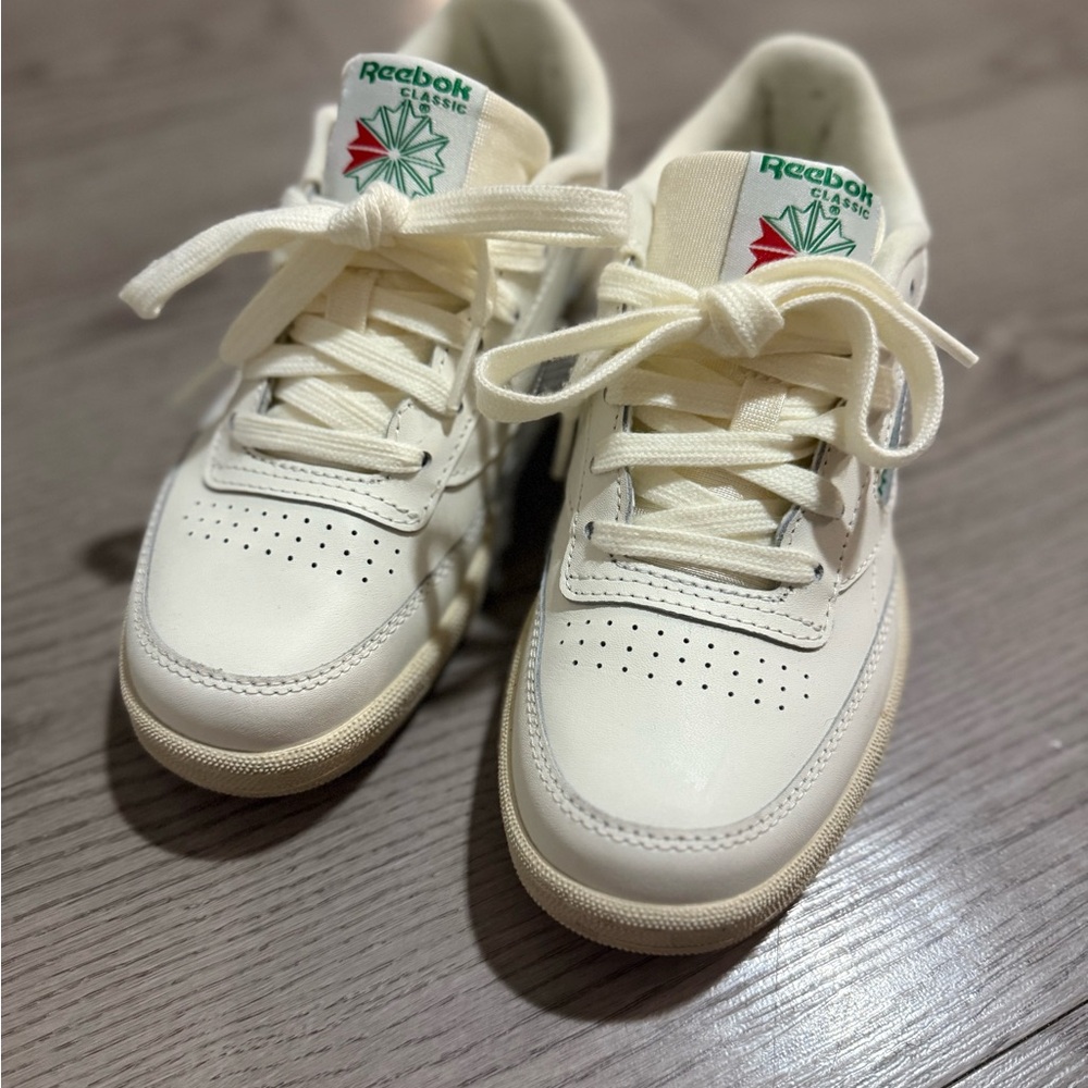 Reebok Cream Sneakers